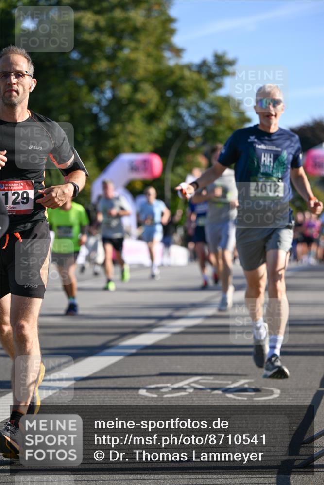07.09.2025 - BARMER Alsterlauf Dr. Thomas Lammeyer http://msf.ph/oto/8710541 07.09.2025 09:36:50 Laufen 36, 129, 4012 meine-sportfotos.de