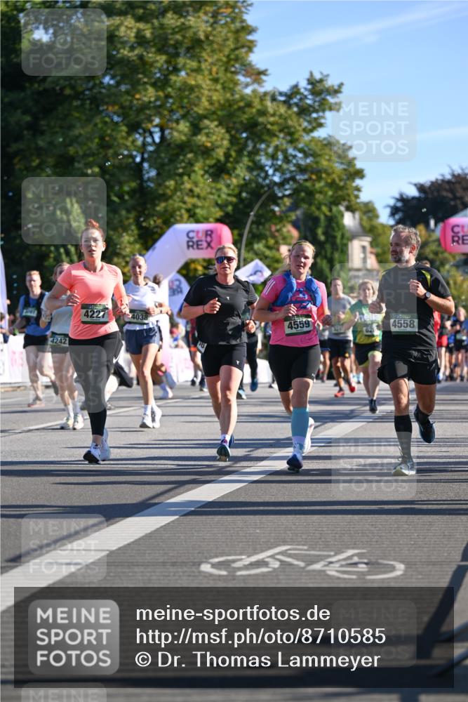 07.09.2025 - BARMER Alsterlauf Dr. Thomas Lammeyer http://msf.ph/oto/8710585 07.09.2025 09:36:58 Laufen 4242, 4227, 4038, 4559, 4558, 1621 meine-sportfotos.de
