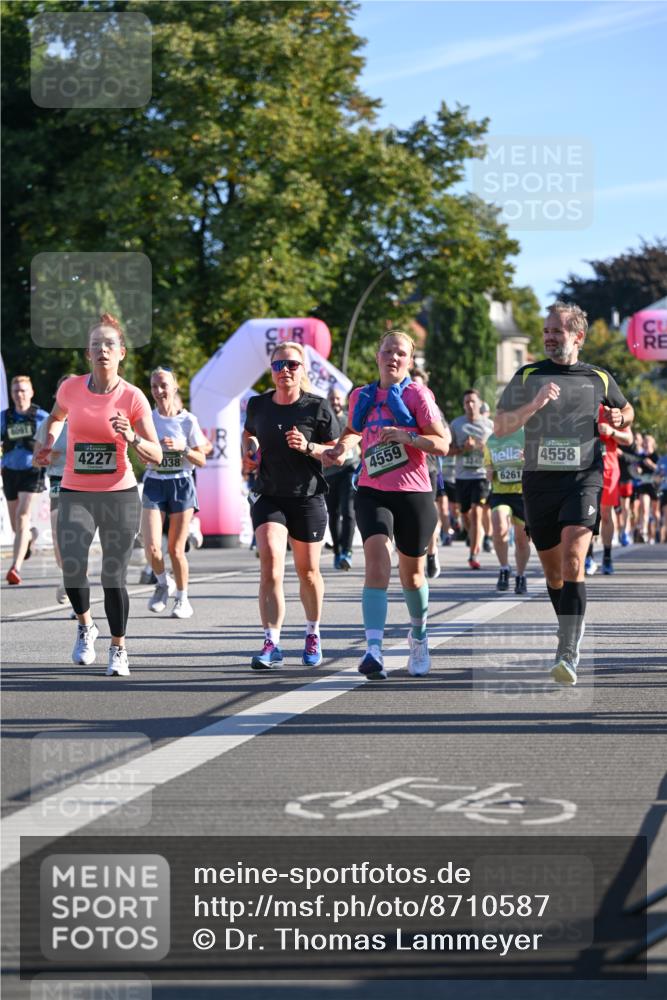 07.09.2025 - BARMER Alsterlauf Dr. Thomas Lammeyer http://msf.ph/oto/8710587 07.09.2025 09:36:58 Laufen 4227, 038, 4559, 4558, 6261 meine-sportfotos.de