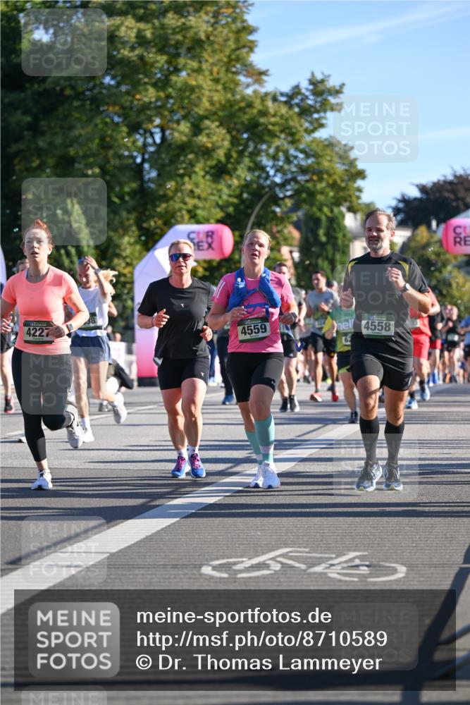 07.09.2025 - BARMER Alsterlauf Dr. Thomas Lammeyer http://msf.ph/oto/8710589 07.09.2025 09:36:59 Laufen 4227, 4559, 4558 meine-sportfotos.de