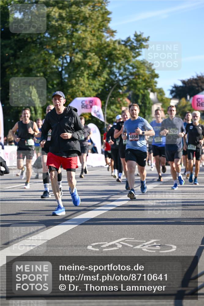 07.09.2025 - BARMER Alsterlauf Dr. Thomas Lammeyer http://msf.ph/oto/8710641 07.09.2025 09:37:07 Laufen 5793, 4856, 2351 meine-sportfotos.de