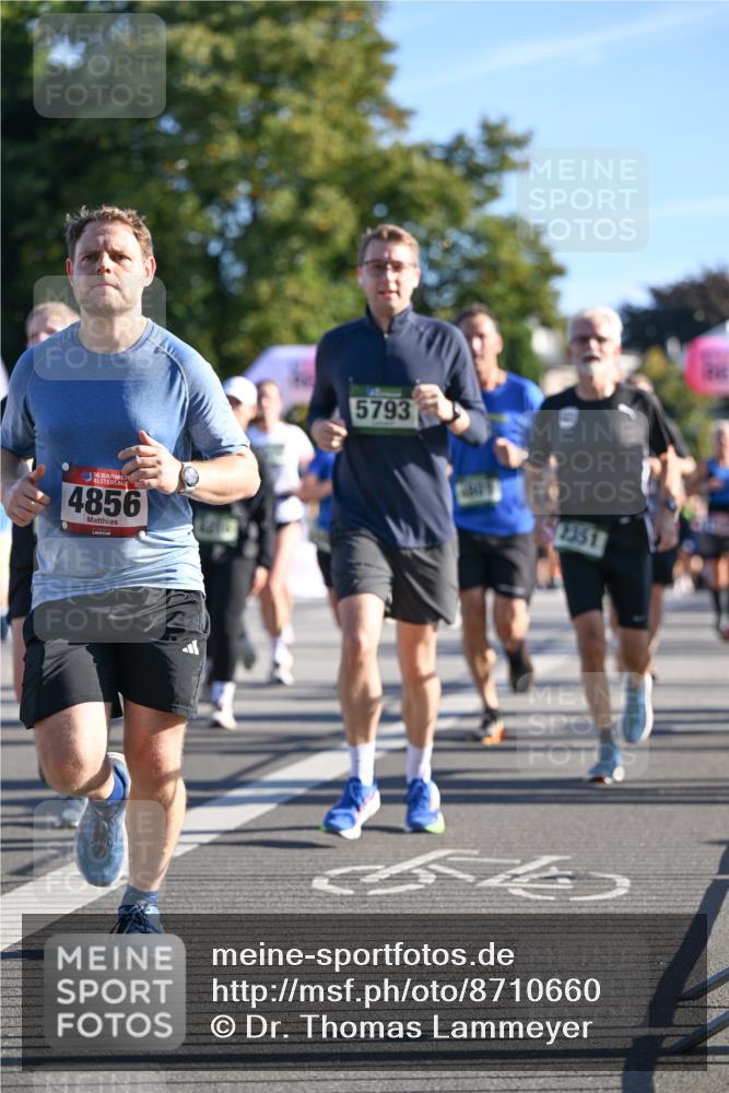 07.09.2025 - BARMER Alsterlauf Dr. Thomas Lammeyer http://msf.ph/oto/8710660 07.09.2025 09:37:10 Laufen 16136, 4856, 5793 meine-sportfotos.de