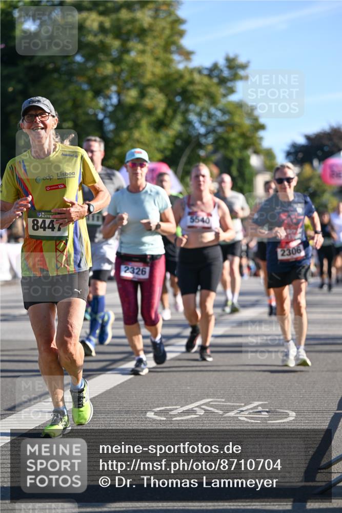 07.09.2025 - BARMER Alsterlauf Dr. Thomas Lammeyer http://msf.ph/oto/8710704 07.09.2025 09:37:18 Laufen 10, 36, 8447, 2326, 5540, 2306 meine-sportfotos.de
