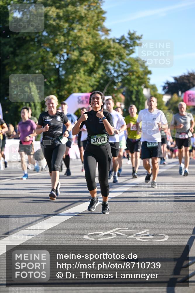 07.09.2025 - BARMER Alsterlauf Dr. Thomas Lammeyer http://msf.ph/oto/8710739 07.09.2025 09:37:23 Laufen 3073, 5705 meine-sportfotos.de