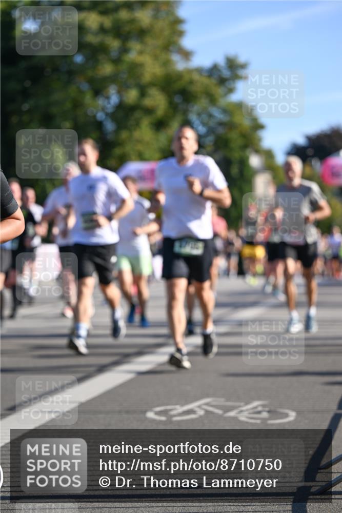 07.09.2025 - BARMER Alsterlauf Dr. Thomas Lammeyer http://msf.ph/oto/8710750 07.09.2025 09:37:25 Laufen  meine-sportfotos.de