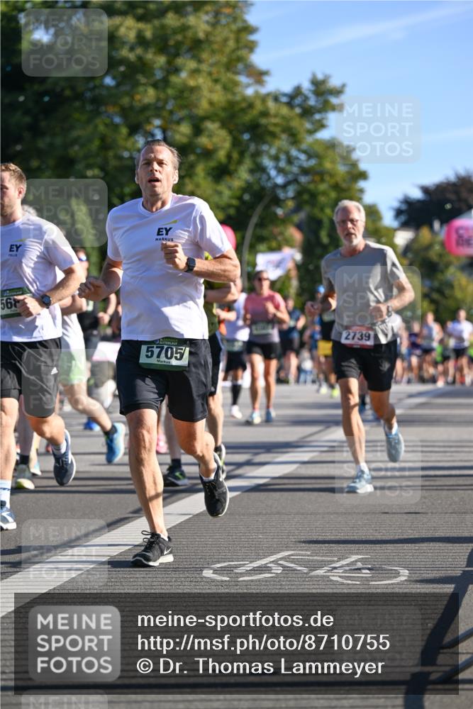 07.09.2025 - BARMER Alsterlauf Dr. Thomas Lammeyer http://msf.ph/oto/8710755 07.09.2025 09:37:26 Laufen 56, 5705, 2739 meine-sportfotos.de