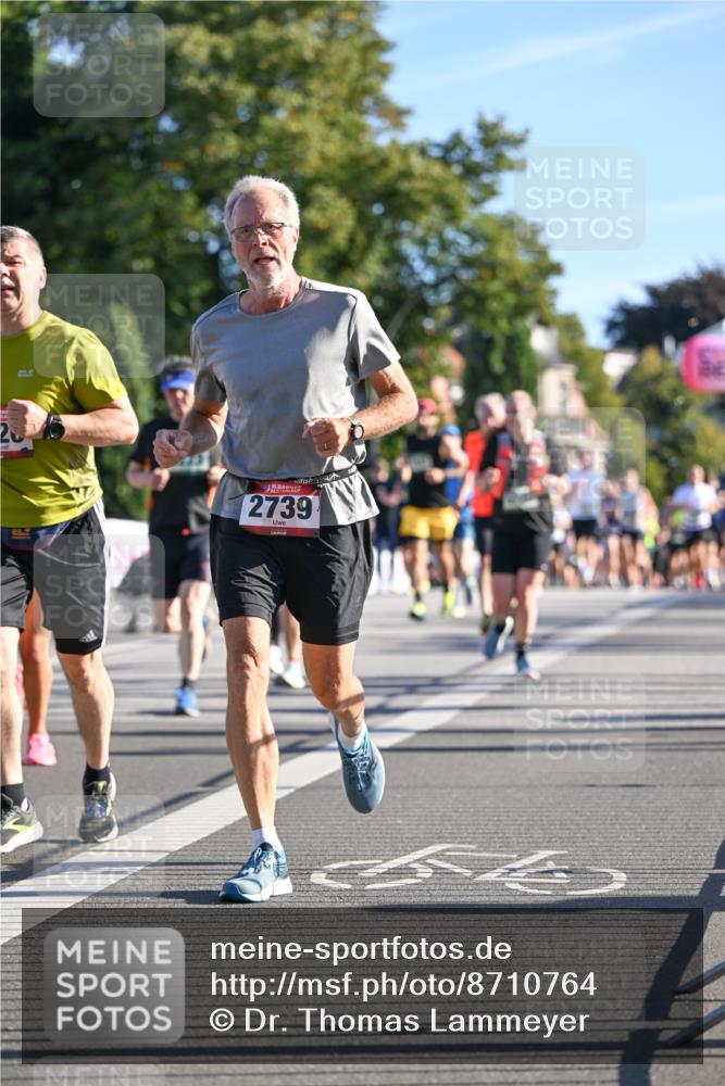 07.09.2025 - BARMER Alsterlauf Dr. Thomas Lammeyer http://msf.ph/oto/8710764 07.09.2025 09:37:27 Laufen 136, 2739 meine-sportfotos.de