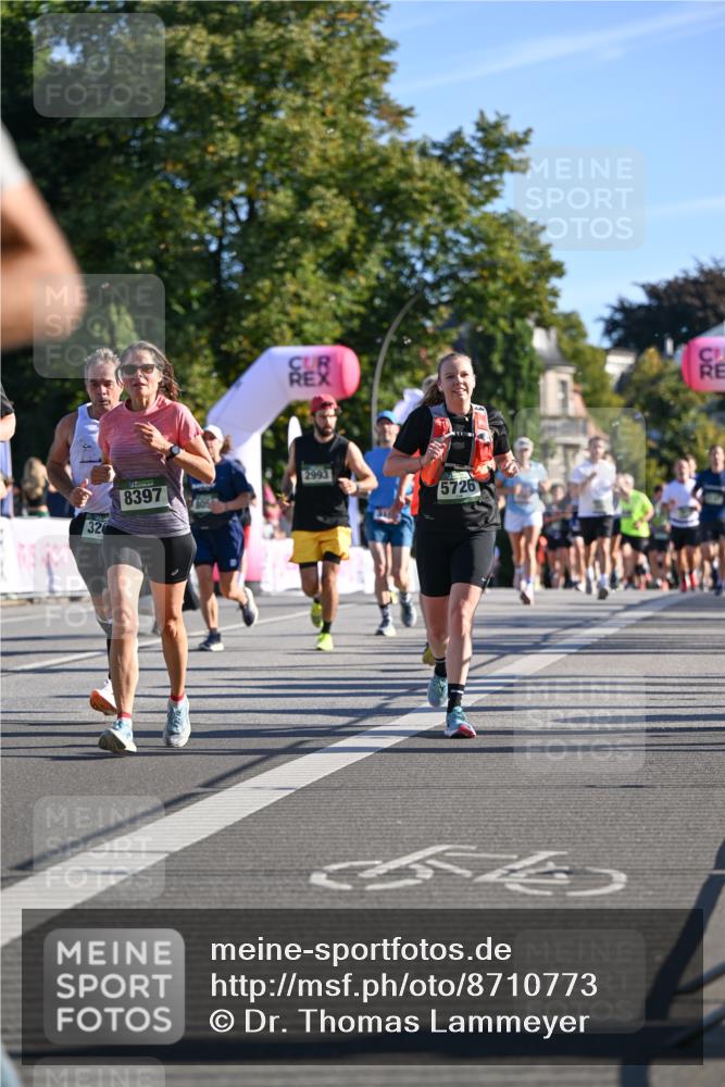 07.09.2025 - BARMER Alsterlauf Dr. Thomas Lammeyer http://msf.ph/oto/8710773 07.09.2025 09:37:29 Laufen 320, 8397, 2993, 5726, 8054, 64 meine-sportfotos.de