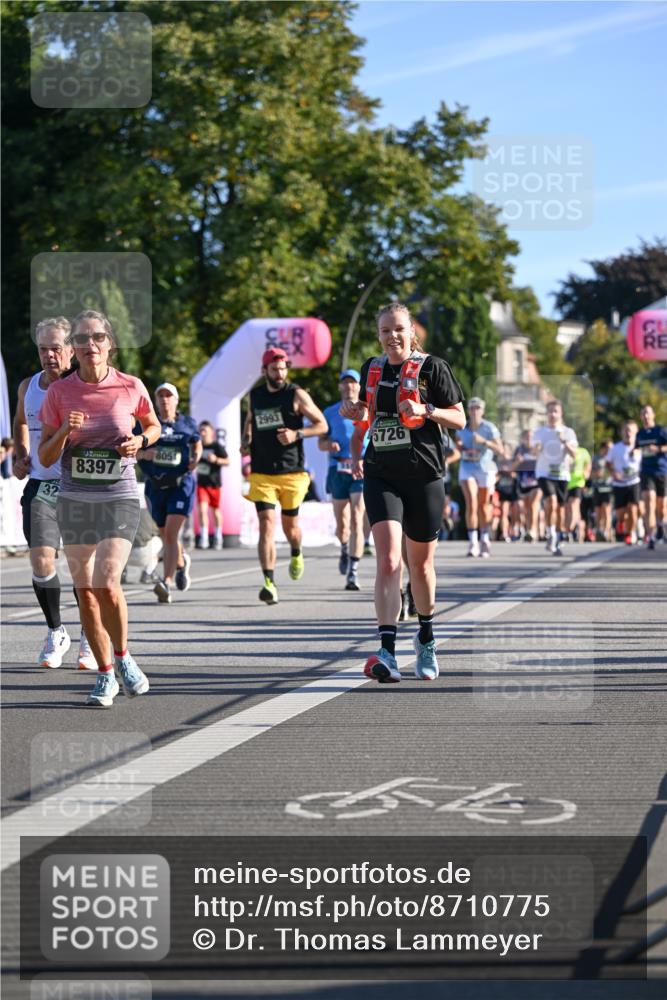 07.09.2025 - BARMER Alsterlauf Dr. Thomas Lammeyer http://msf.ph/oto/8710775 07.09.2025 09:37:29 Laufen 32, 83977, 8051, 2993, 5726 meine-sportfotos.de