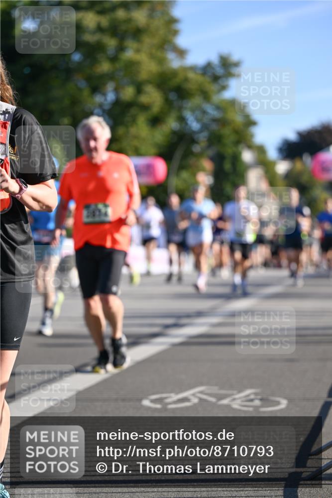 07.09.2025 - BARMER Alsterlauf Dr. Thomas Lammeyer http://msf.ph/oto/8710793 07.09.2025 09:37:32 Laufen  meine-sportfotos.de