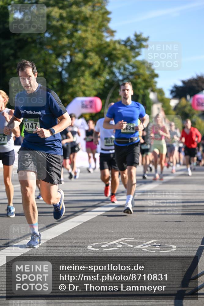 07.09.2025 - BARMER Alsterlauf Dr. Thomas Lammeyer http://msf.ph/oto/8710831 07.09.2025 09:37:38 Laufen 27, 5147, 629 meine-sportfotos.de