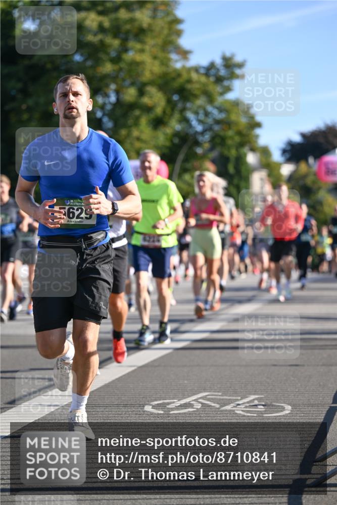 07.09.2025 - BARMER Alsterlauf Dr. Thomas Lammeyer http://msf.ph/oto/8710841 07.09.2025 09:37:39 Laufen 36, 629, 6226 meine-sportfotos.de