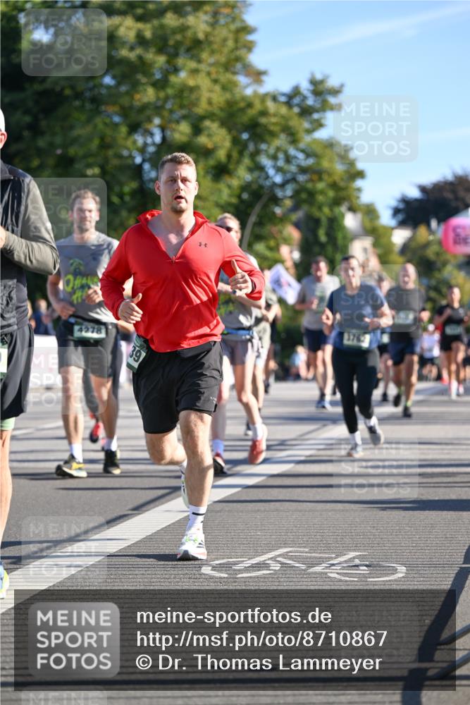 07.09.2025 - BARMER Alsterlauf Dr. Thomas Lammeyer http://msf.ph/oto/8710867 07.09.2025 09:37:43 Laufen 4278, 39, 1762 meine-sportfotos.de