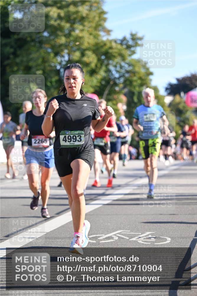 07.09.2025 - BARMER Alsterlauf Dr. Thomas Lammeyer http://msf.ph/oto/8710904 07.09.2025 09:37:50 Laufen 2265, 36, 4993 meine-sportfotos.de