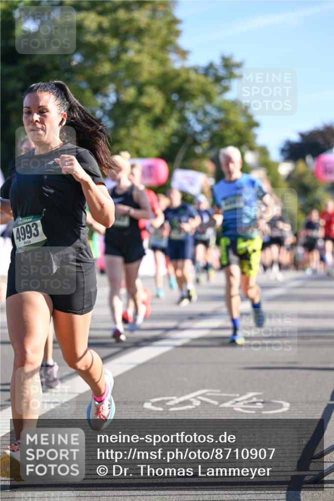 07.09.2025 - BARMER Alsterlauf Dr. Thomas Lammeyer http://msf.ph/oto/8710907 07.09.2025 09:37:51 Laufen 4993 meine-sportfotos.de