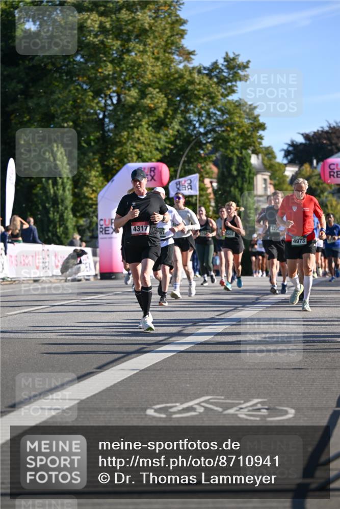 07.09.2025 - BARMER Alsterlauf Dr. Thomas Lammeyer http://msf.ph/oto/8710941 07.09.2025 09:37:56 Laufen 4317, 2602, 323, 4973, 54, 20 meine-sportfotos.de