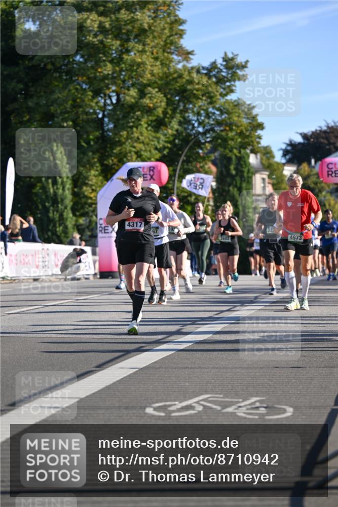 07.09.2025 - BARMER Alsterlauf Dr. Thomas Lammeyer http://msf.ph/oto/8710942 07.09.2025 09:37:56 Laufen 4317, 4973, 2602 meine-sportfotos.de
