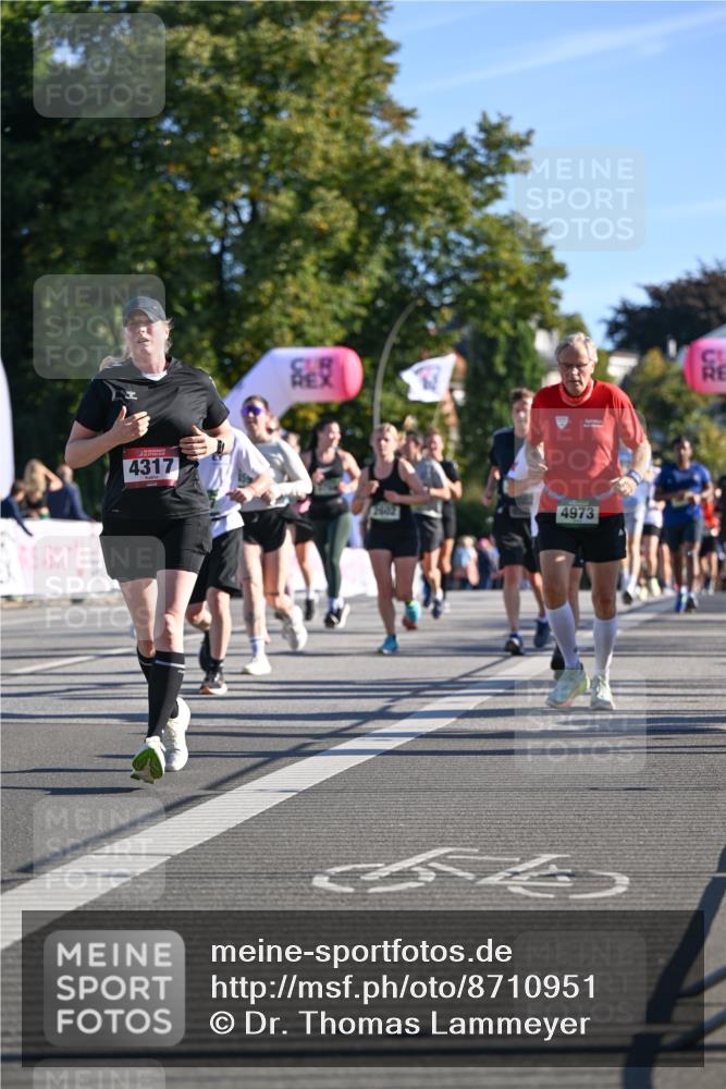 07.09.2025 - BARMER Alsterlauf Dr. Thomas Lammeyer http://msf.ph/oto/8710951 07.09.2025 09:37:58 Laufen 4317, 2602, 4973 meine-sportfotos.de