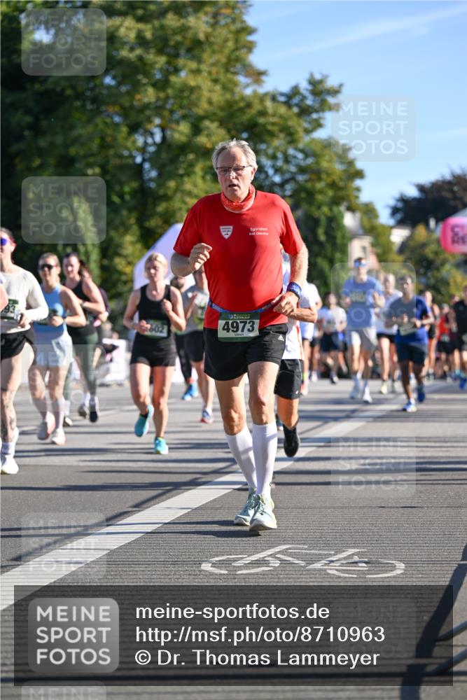 07.09.2025 - BARMER Alsterlauf Dr. Thomas Lammeyer http://msf.ph/oto/8710963 07.09.2025 09:38:00 Laufen 602, 4973 meine-sportfotos.de