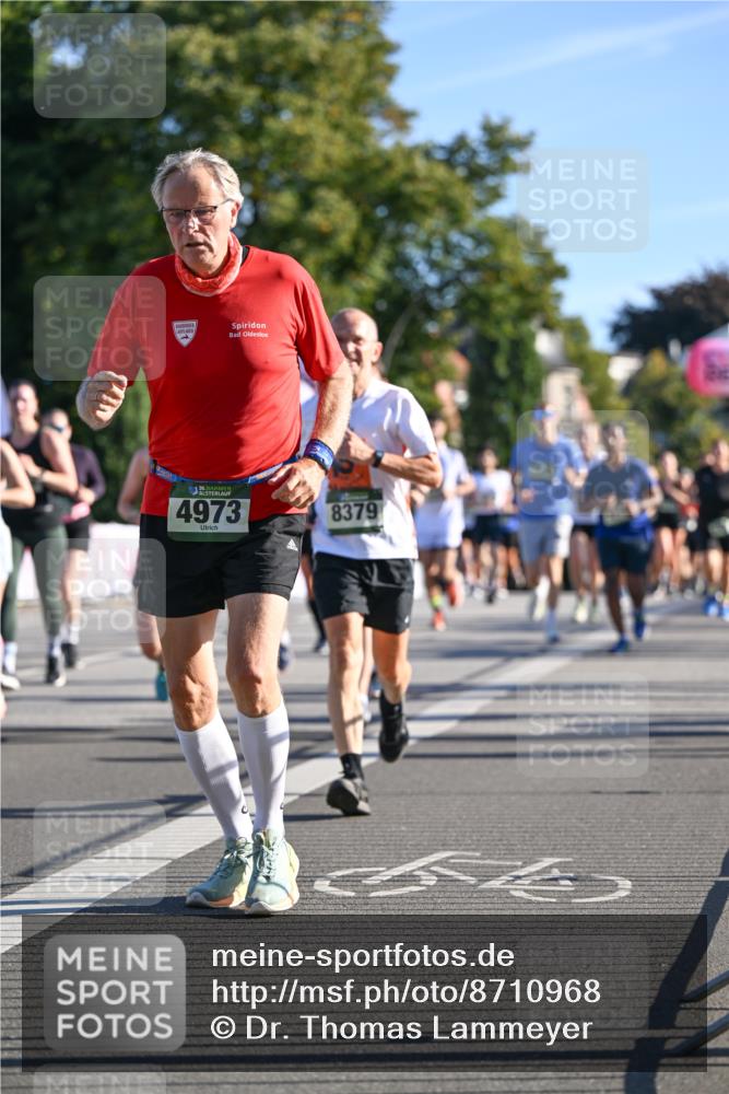 07.09.2025 - BARMER Alsterlauf Dr. Thomas Lammeyer http://msf.ph/oto/8710968 07.09.2025 09:38:00 Laufen 4973, 8379 meine-sportfotos.de