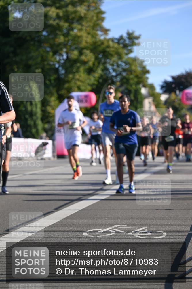 07.09.2025 - BARMER Alsterlauf Dr. Thomas Lammeyer http://msf.ph/oto/8710983 07.09.2025 09:38:03 Laufen  meine-sportfotos.de