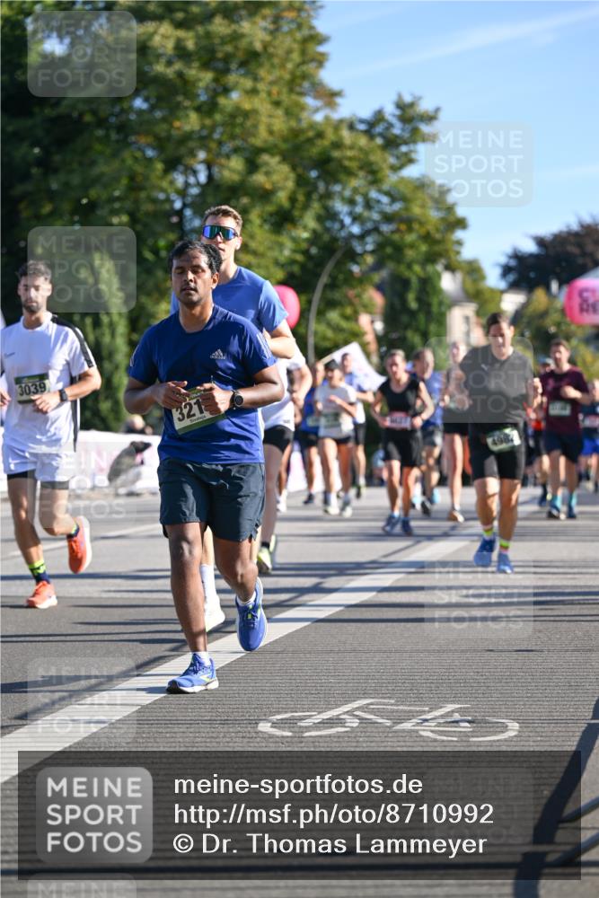 07.09.2025 - BARMER Alsterlauf Dr. Thomas Lammeyer http://msf.ph/oto/8710992 07.09.2025 09:38:04 Laufen 3039, 321, 4982 meine-sportfotos.de