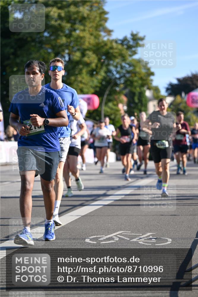 07.09.2025 - BARMER Alsterlauf Dr. Thomas Lammeyer http://msf.ph/oto/8710996 07.09.2025 09:38:05 Laufen 27 meine-sportfotos.de
