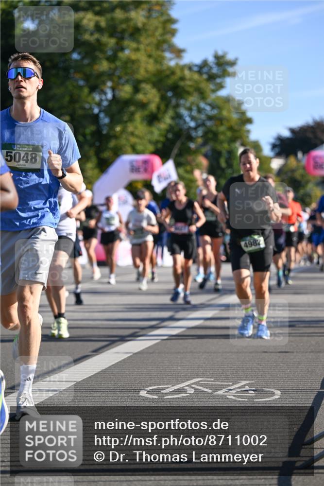 07.09.2025 - BARMER Alsterlauf Dr. Thomas Lammeyer http://msf.ph/oto/8711002 07.09.2025 09:38:05 Laufen 136, 5048, 4982 meine-sportfotos.de