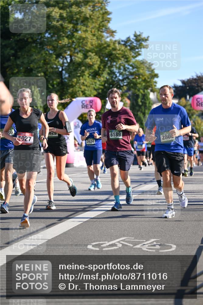 07.09.2025 - BARMER Alsterlauf Dr. Thomas Lammeyer http://msf.ph/oto/8711016 07.09.2025 09:38:08 Laufen 36, 5027, 6189, 2624, 2809 meine-sportfotos.de