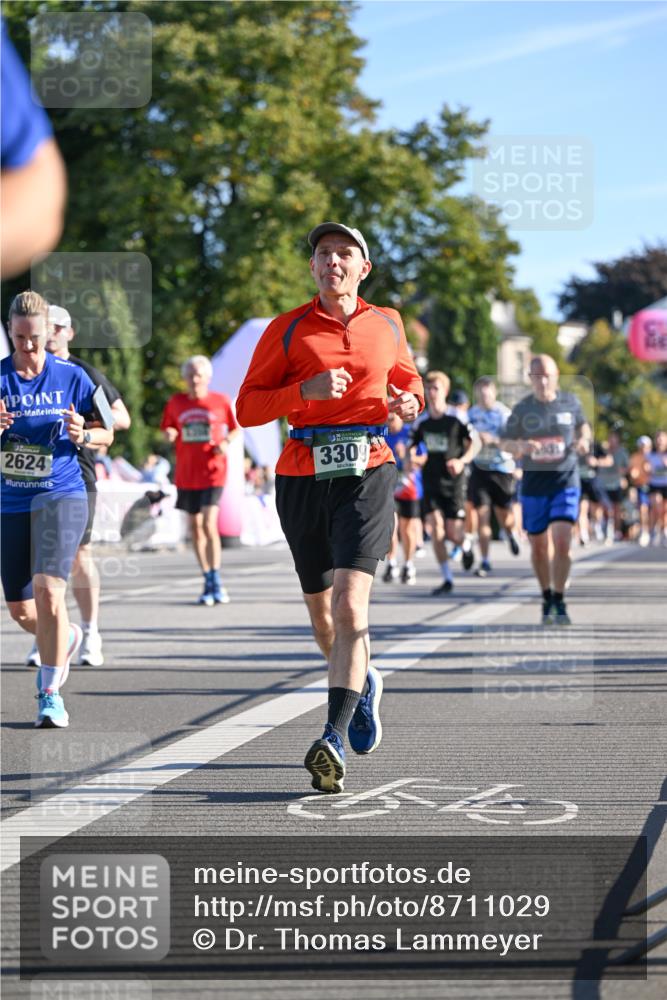 07.09.2025 - BARMER Alsterlauf Dr. Thomas Lammeyer http://msf.ph/oto/8711029 07.09.2025 09:38:10 Laufen 2624, 136, 3309 meine-sportfotos.de