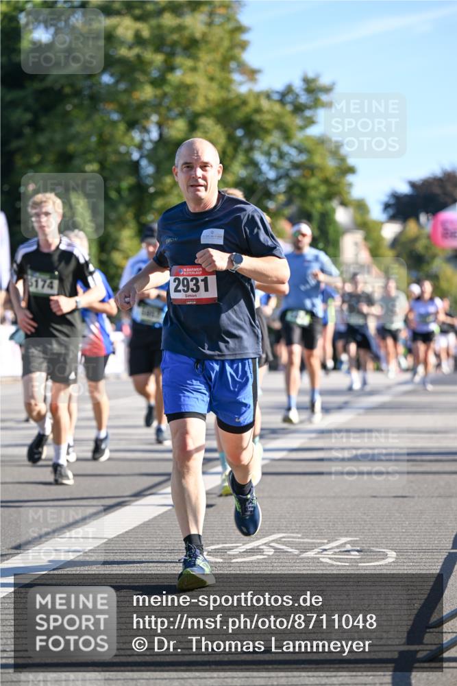 07.09.2025 - BARMER Alsterlauf Dr. Thomas Lammeyer http://msf.ph/oto/8711048 07.09.2025 09:38:14 Laufen 5174, 136, 2931 meine-sportfotos.de