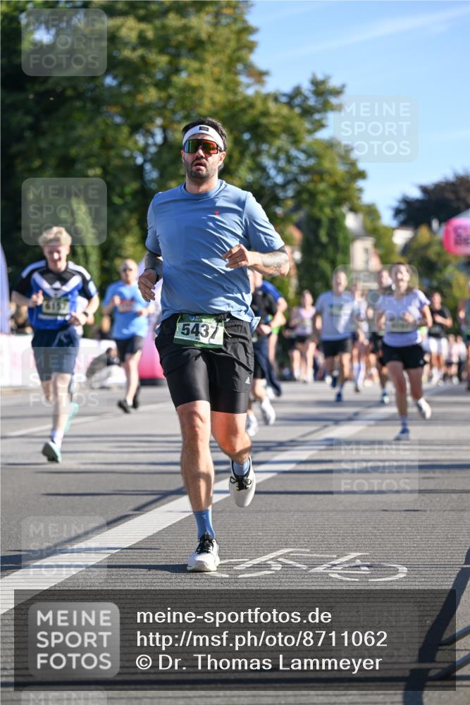 07.09.2025 - BARMER Alsterlauf Dr. Thomas Lammeyer http://msf.ph/oto/8711062 07.09.2025 09:38:17 Laufen 61577, 5437 meine-sportfotos.de