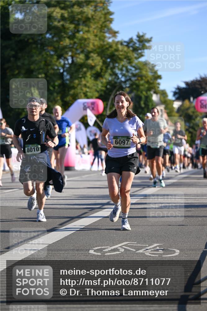 07.09.2025 - BARMER Alsterlauf Dr. Thomas Lammeyer http://msf.ph/oto/8711077 07.09.2025 09:38:19 Laufen 8010, 6097, 6000 meine-sportfotos.de