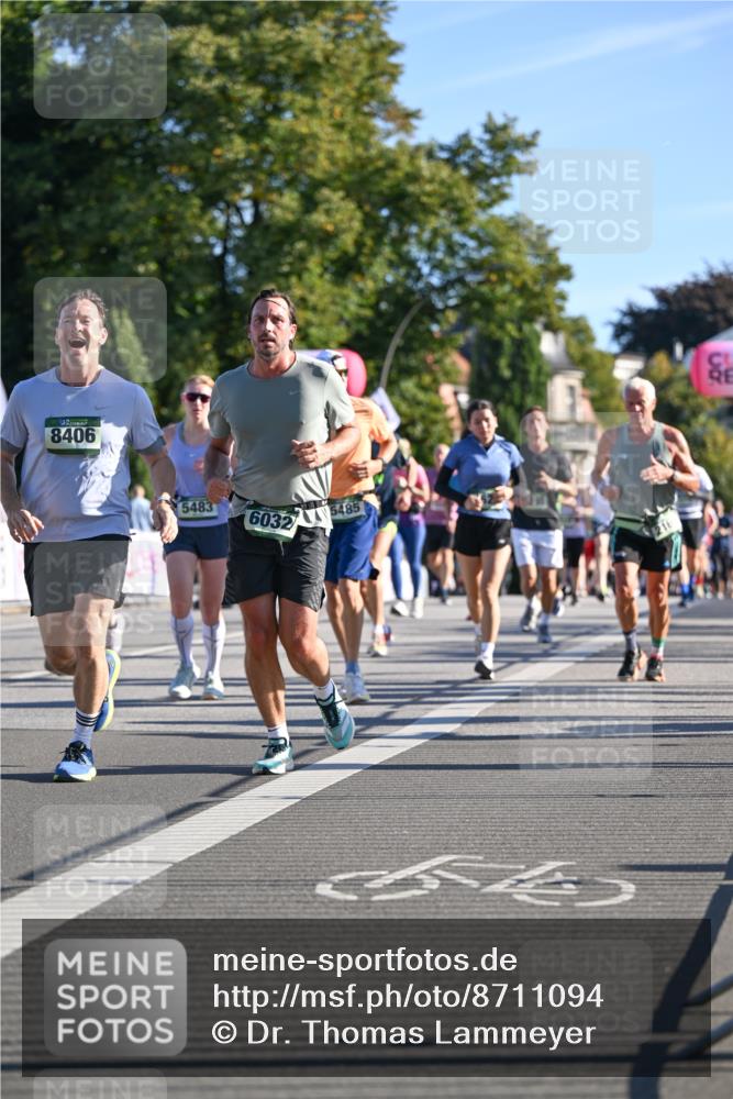 07.09.2025 - BARMER Alsterlauf Dr. Thomas Lammeyer http://msf.ph/oto/8711094 07.09.2025 09:38:22 Laufen 8406, 5483, 6032, 5485 meine-sportfotos.de
