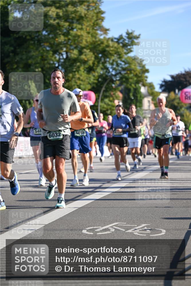 07.09.2025 - BARMER Alsterlauf Dr. Thomas Lammeyer http://msf.ph/oto/8711097 07.09.2025 09:38:23 Laufen 548, 6032, 5485 meine-sportfotos.de
