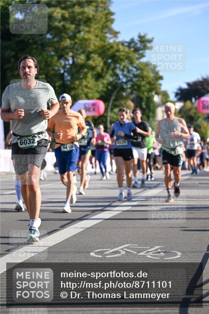 07.09.2025 - BARMER Alsterlauf Dr. Thomas Lammeyer http://msf.ph/oto/8711101 07.09.2025 09:38:23 Laufen 6032, 4529 meine-sportfotos.de