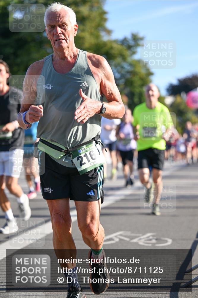 07.09.2025 - BARMER Alsterlauf Dr. Thomas Lammeyer http://msf.ph/oto/8711125 07.09.2025 09:38:28 Laufen 36, 216 meine-sportfotos.de