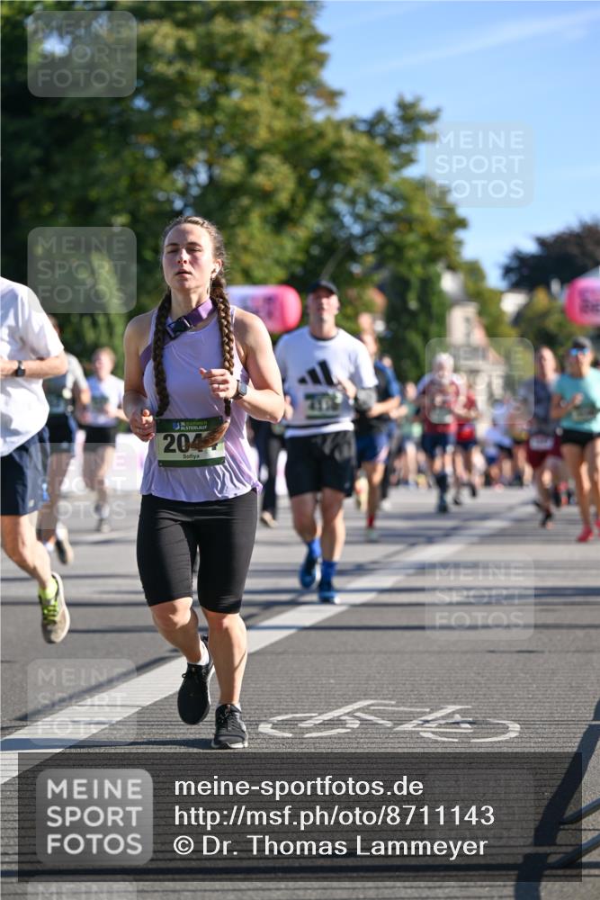 07.09.2025 - BARMER Alsterlauf Dr. Thomas Lammeyer http://msf.ph/oto/8711143 07.09.2025 09:38:31 Laufen 204 meine-sportfotos.de