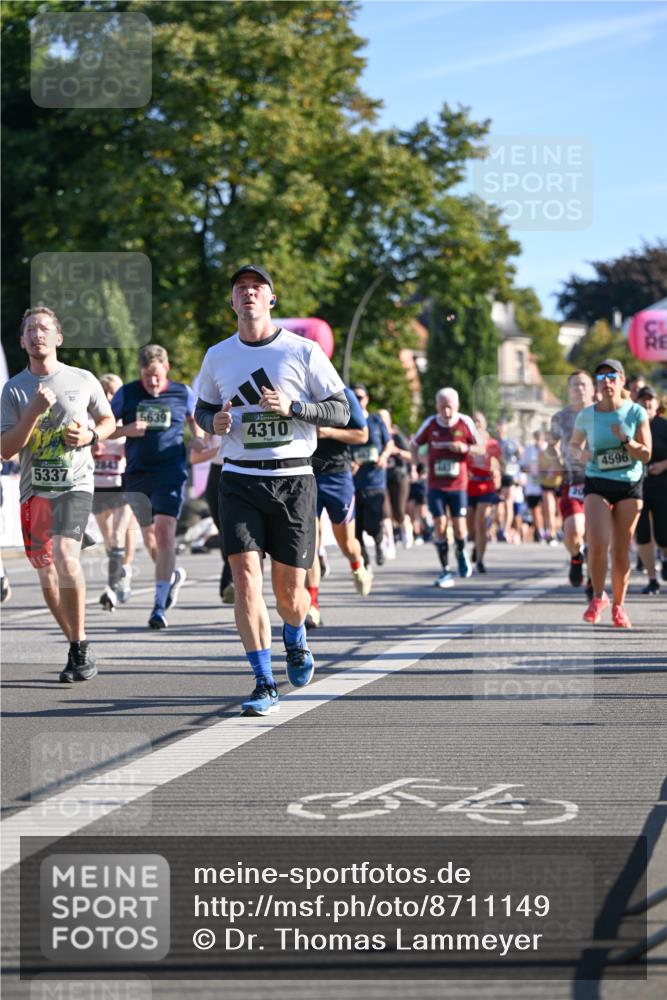 07.09.2025 - BARMER Alsterlauf Dr. Thomas Lammeyer http://msf.ph/oto/8711149 07.09.2025 09:38:32 Laufen 10, 5639, 5337, 2843, 4310, 4596 meine-sportfotos.de