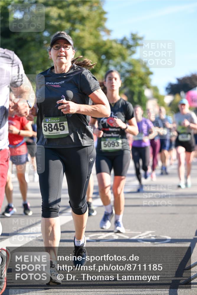 07.09.2025 - BARMER Alsterlauf Dr. Thomas Lammeyer http://msf.ph/oto/8711185 07.09.2025 09:38:37 Laufen 36, 5845, 5093 meine-sportfotos.de
