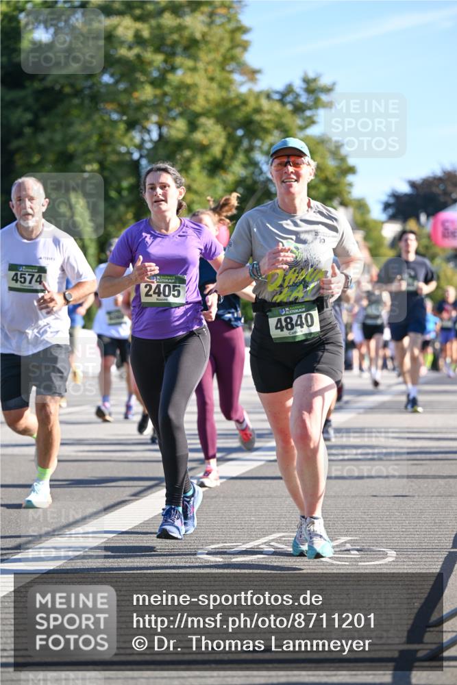 07.09.2025 - BARMER Alsterlauf Dr. Thomas Lammeyer http://msf.ph/oto/8711201 07.09.2025 09:38:40 Laufen 4574, 36, 2405, 4840 meine-sportfotos.de