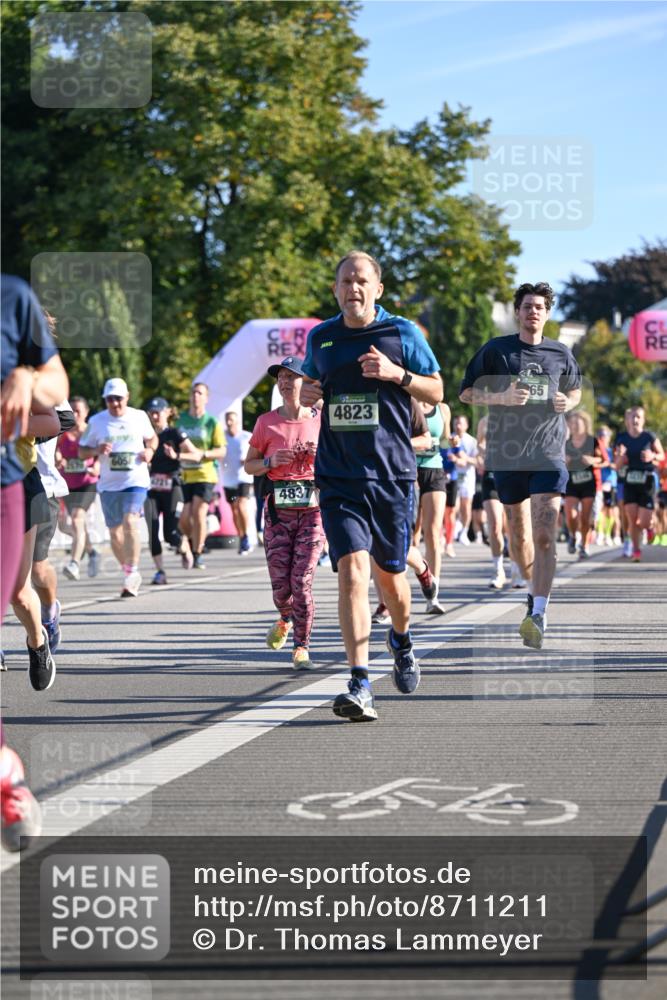 07.09.2025 - BARMER Alsterlauf Dr. Thomas Lammeyer http://msf.ph/oto/8711211 07.09.2025 09:38:41 Laufen 4837, 4823 meine-sportfotos.de