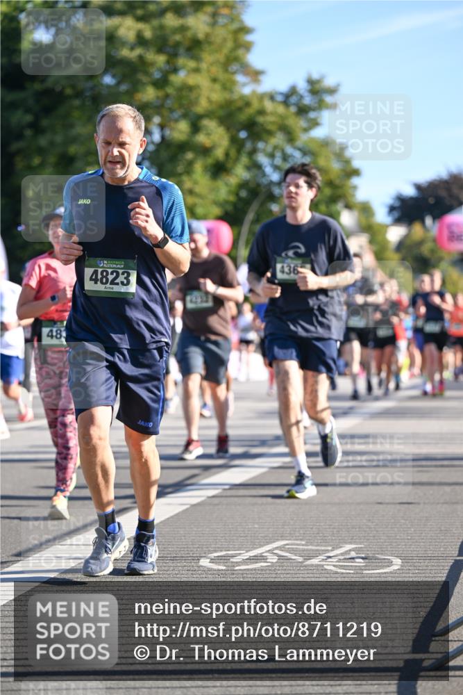 07.09.2025 - BARMER Alsterlauf Dr. Thomas Lammeyer http://msf.ph/oto/8711219 07.09.2025 09:38:43 Laufen 48, 36, 4823, 436 meine-sportfotos.de