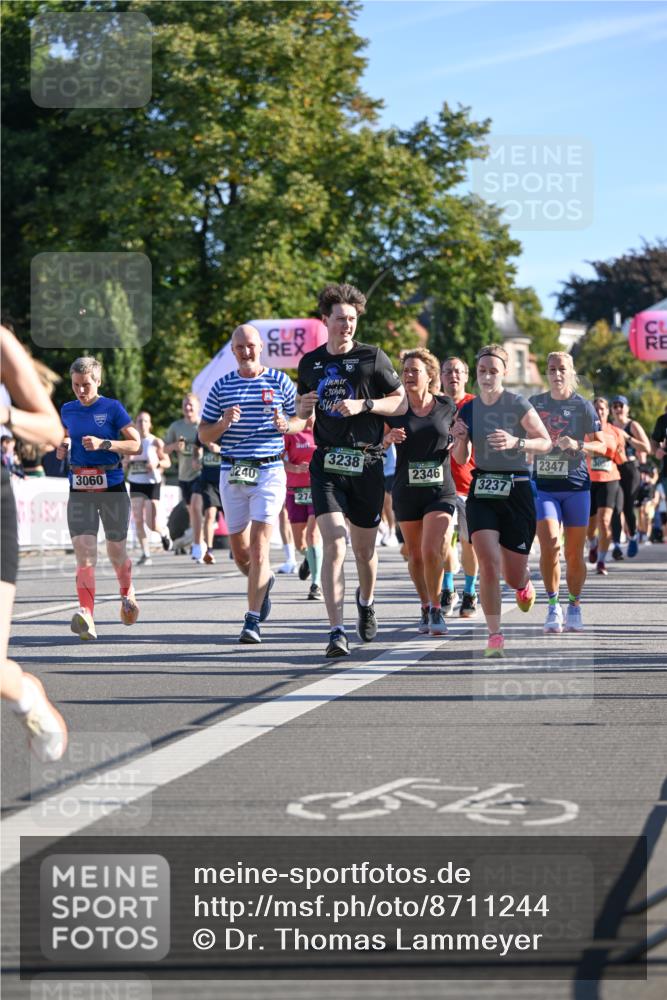 07.09.2025 - BARMER Alsterlauf Dr. Thomas Lammeyer http://msf.ph/oto/8711244 07.09.2025 09:38:46 Laufen 3060, 240, 10, 3238, 2347, 2346, 3237, 274 meine-sportfotos.de
