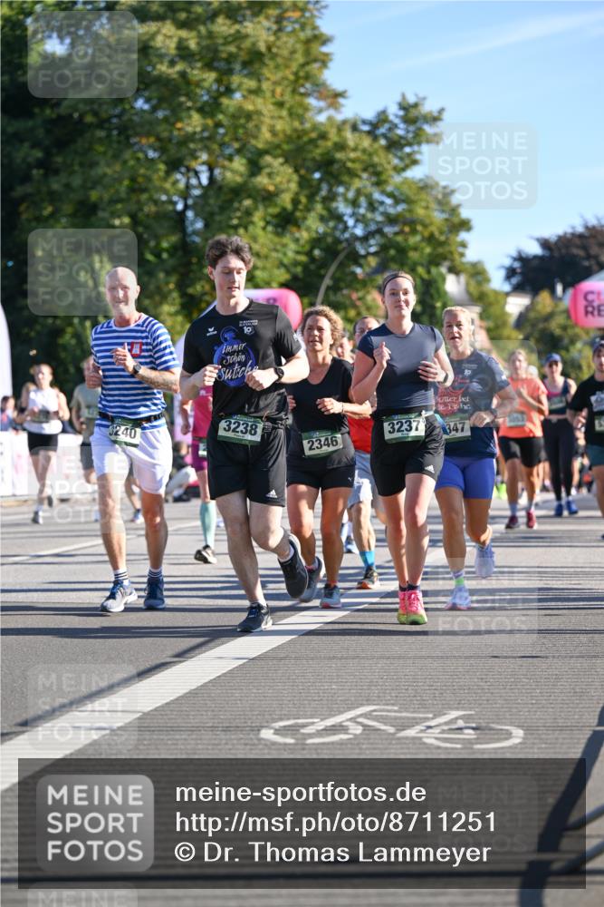 07.09.2025 - BARMER Alsterlauf Dr. Thomas Lammeyer http://msf.ph/oto/8711251 07.09.2025 09:38:47 Laufen 10, 3240, 3238, 2346, 3237, 347, 50663 meine-sportfotos.de