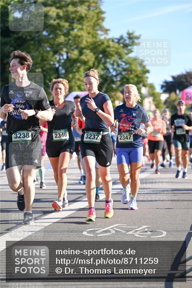 07.09.2025 - BARMER Alsterlauf Dr. Thomas Lammeyer http://msf.ph/oto/8711259 07.09.2025 09:38:49 Laufen 10, 3238, 2346, 3237, 2347 meine-sportfotos.de