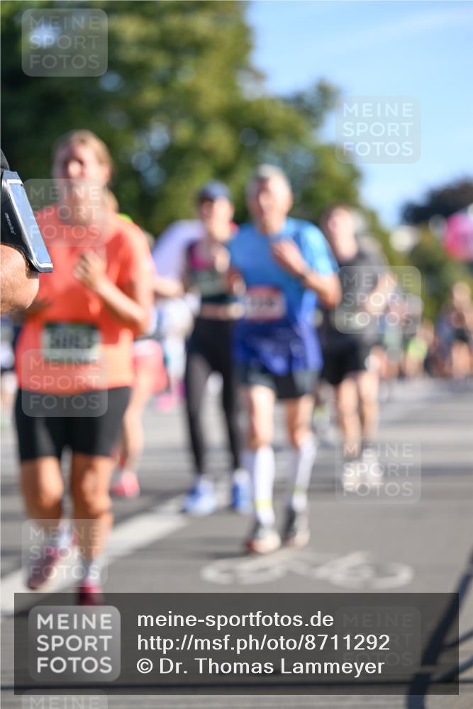 07.09.2025 - BARMER Alsterlauf Dr. Thomas Lammeyer http://msf.ph/oto/8711292 07.09.2025 09:38:53 Laufen  meine-sportfotos.de