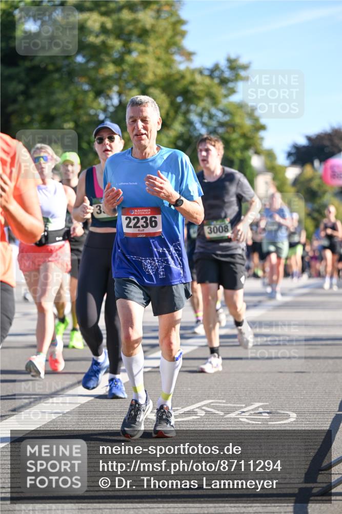 07.09.2025 - BARMER Alsterlauf Dr. Thomas Lammeyer http://msf.ph/oto/8711294 07.09.2025 09:38:54 Laufen 3, 136, 2236, 3008 meine-sportfotos.de