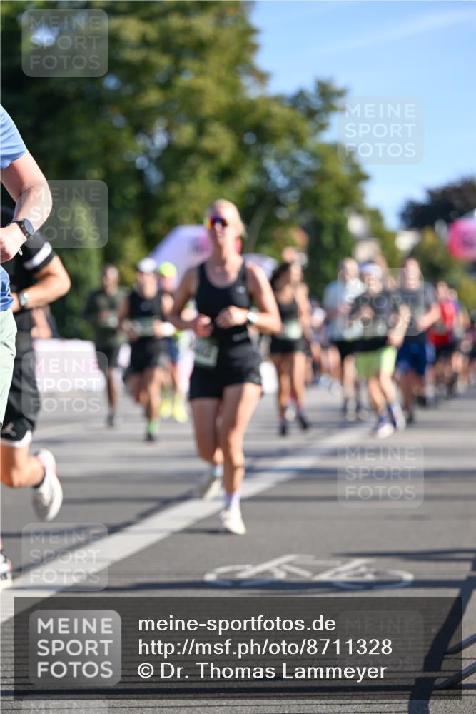 07.09.2025 - BARMER Alsterlauf Dr. Thomas Lammeyer http://msf.ph/oto/8711328 07.09.2025 09:39:00 Laufen  meine-sportfotos.de