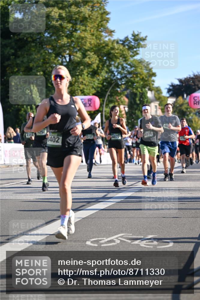 07.09.2025 - BARMER Alsterlauf Dr. Thomas Lammeyer http://msf.ph/oto/8711330 07.09.2025 09:39:01 Laufen 8359, 5250, 402, 4877, 4876, 46 meine-sportfotos.de